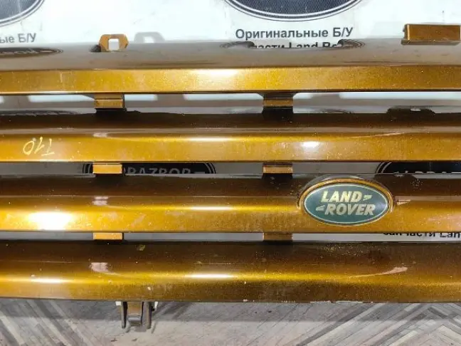 Решетка радиатора  Range Rover 3 L322 02-05