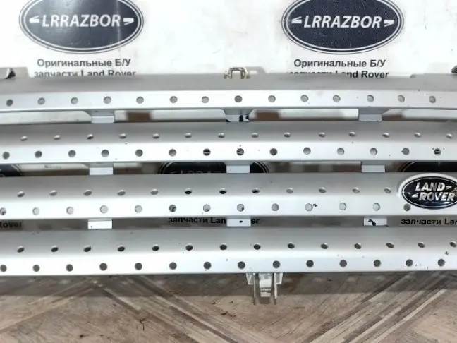 Решетка радиатора  Range Rover 3 L322 02-05