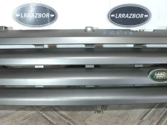 Решетка радиатора  Range Rover 3 L322 02-05