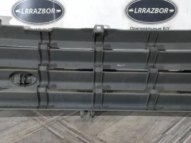 Решетка радиатора  Range Rover 3 L322 02-05