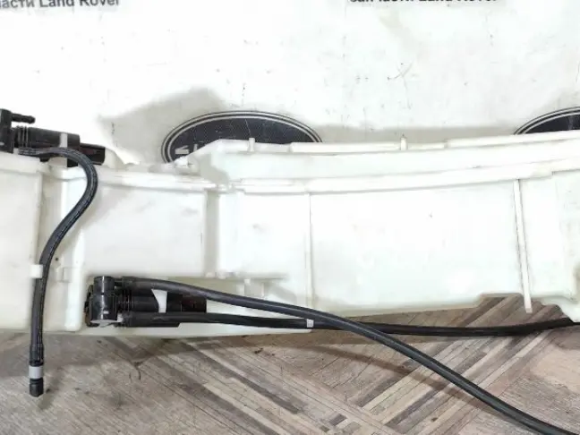 Бачок омывателя Range Rover 4 L405