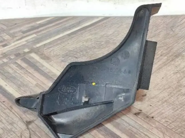 Накладка стойки левая Range Rover 4 L405