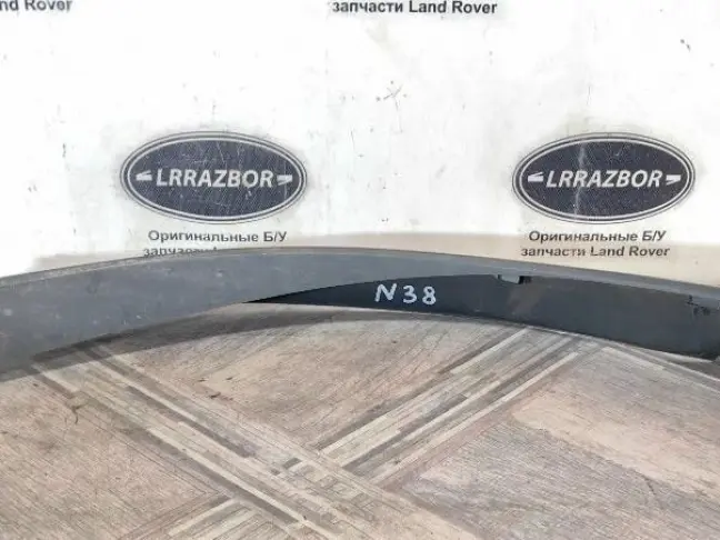 Молдинг заднего крыла левый Range Rover 4 L405