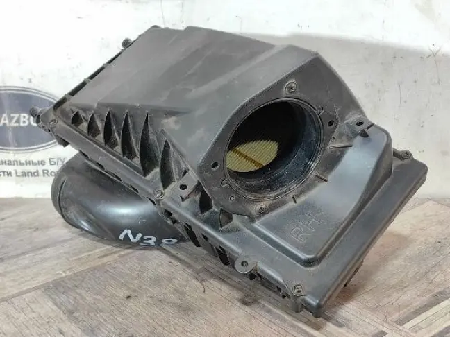 Корпус воздушного фильтр правый Range Rover 4 L405