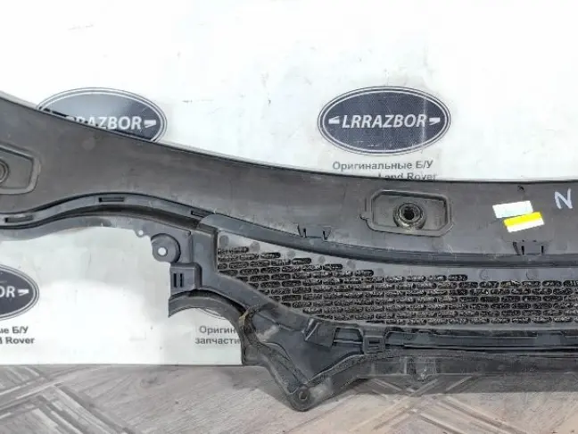 Жабо накладка Range Rover 4 L405