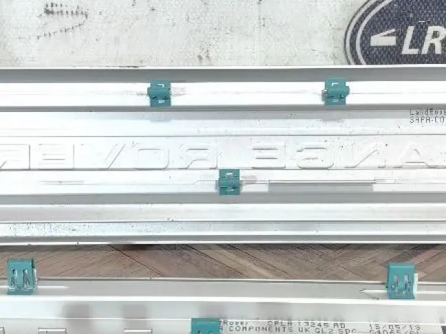 Накладки порогов салона Range Rover 4 L405