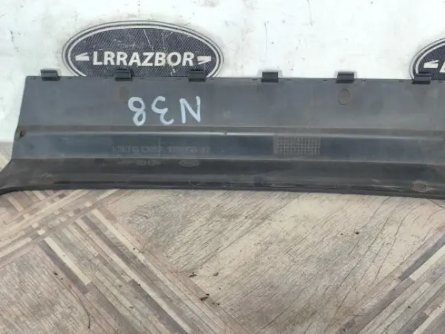 Заглушка заднего бампера Range Rover 4 L405