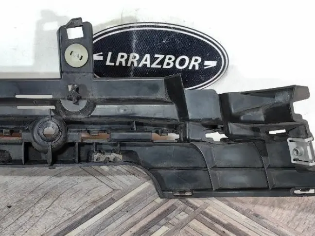 Кронштейн заднего бампера левый Range Rover 4 L405