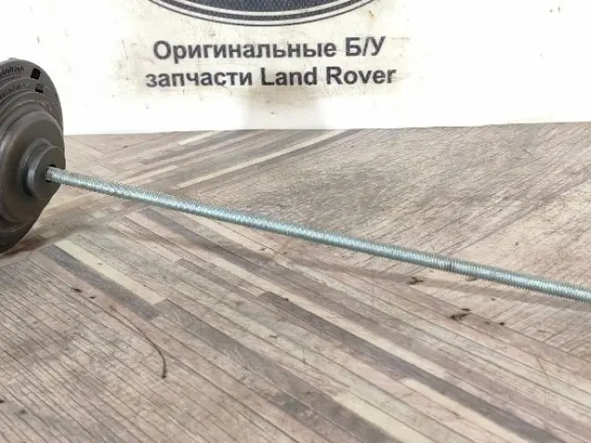 Болт держатель запаски Range Rover 4 L405