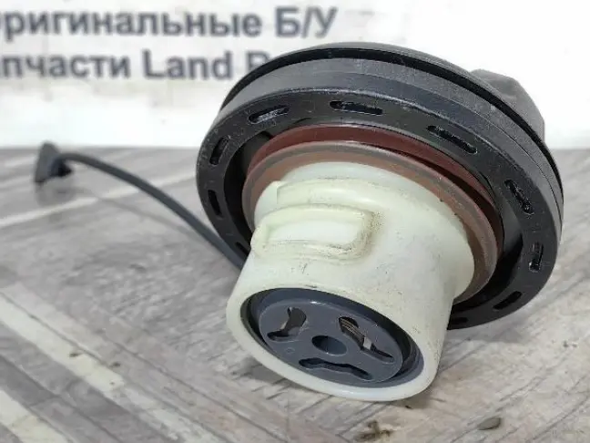 Крышка заливной горловины Range Rover 4  L405
