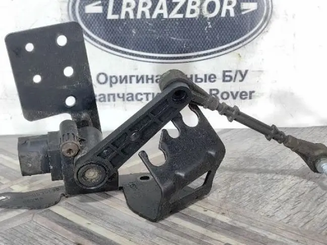 Датчик задний левый Range Rover 4  L405