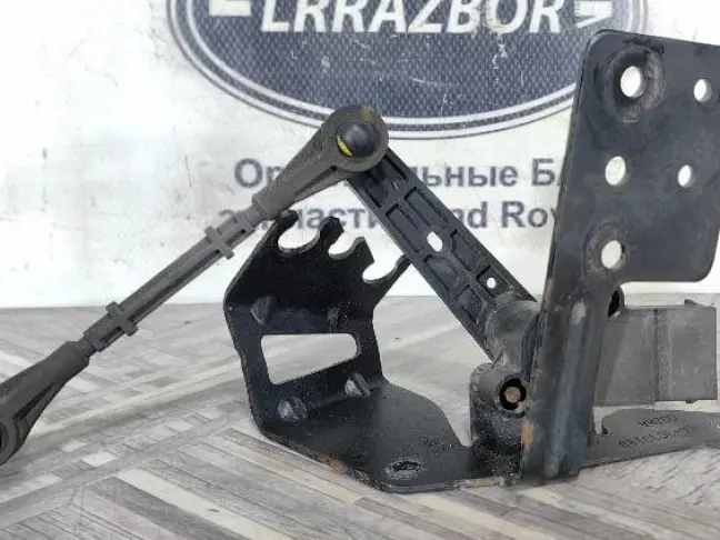 Датчик задний левый Range Rover 4  L405