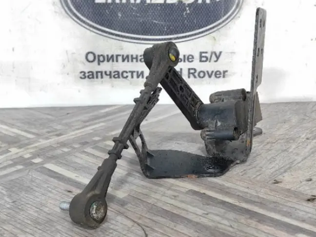 Датчик задний левый Range Rover 4  L405