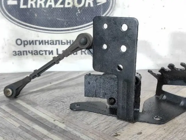 Датчик задний правый Range Rover 4  L405