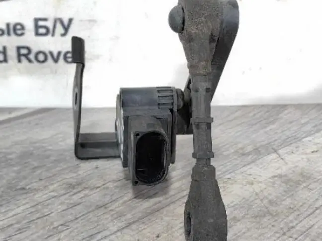 Датчик передний левый Range Rover 4  L405