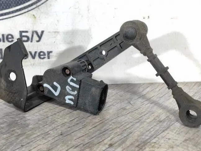 Датчик передний левый Range Rover 4  L405