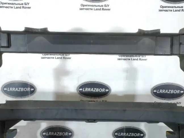 Диффузор радиатора Range Rover 4 L405