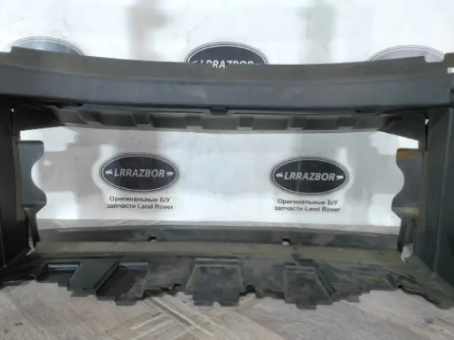 Диффузор радиатора Range Rover 4 L405