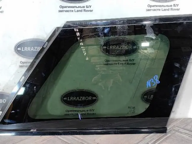 Стекло глухое багажника правое Range Rover 4  L405