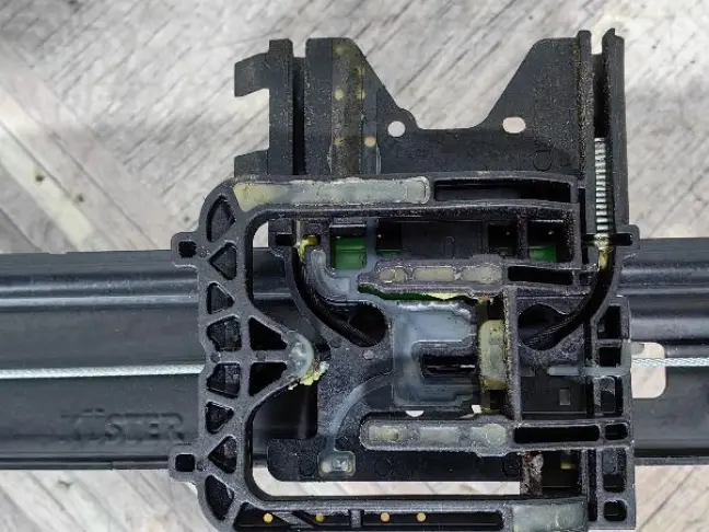 Стеклоподъемник левый задний Range Rover 4 L405