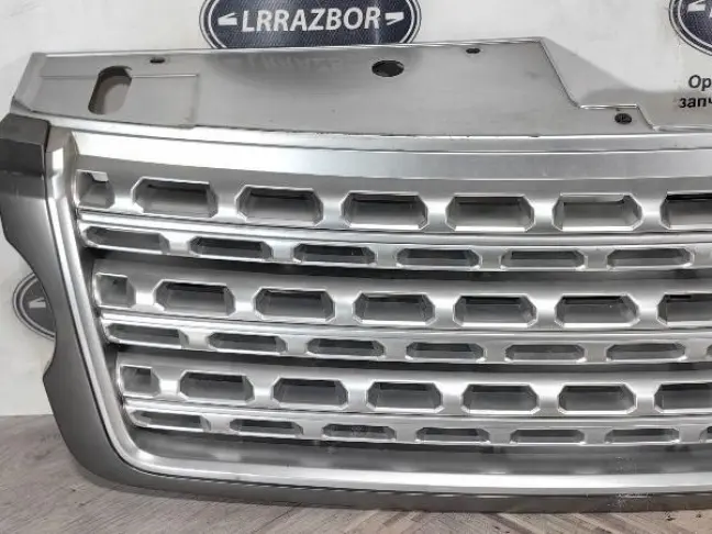 Решетка радиатора Range Rover 4 L405