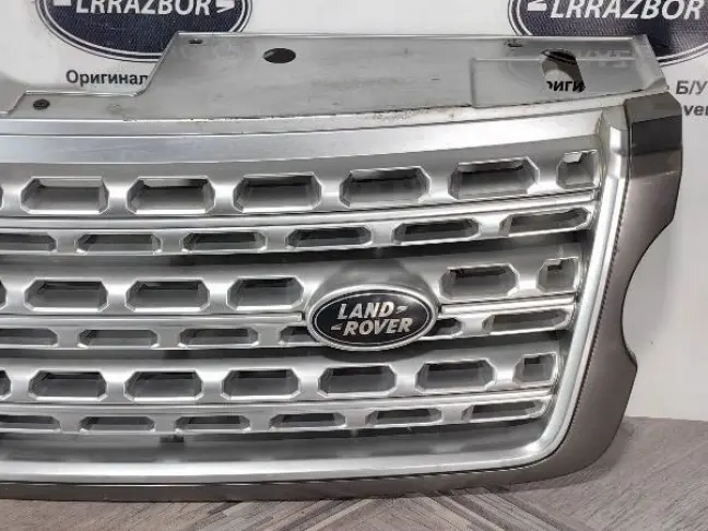 Решетка радиатора Range Rover 4 L405