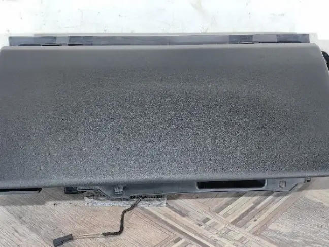 Бардачок нижний Range Rover 4 L405