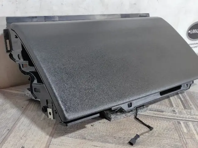 Бардачок нижний Range Rover 4 L405