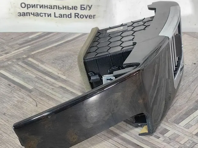 Дефлектор левый Range Rover 4 L405