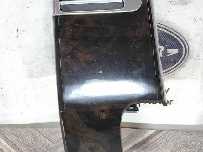 Дефлектор левый Range Rover 4 L405