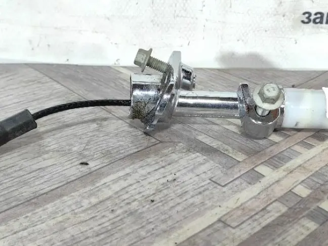 Трос откидного борта левый Range Rover 4 L405