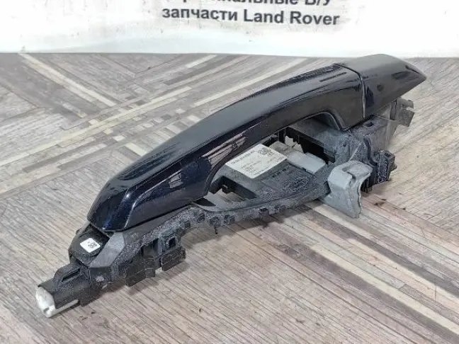 Ручка передней двери правая Range Rover 4 L405