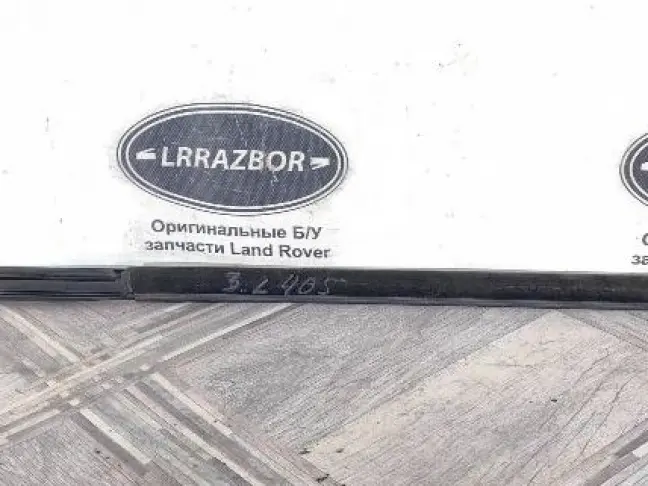 Молдинг стекла задний левый Range Rover 4 L405