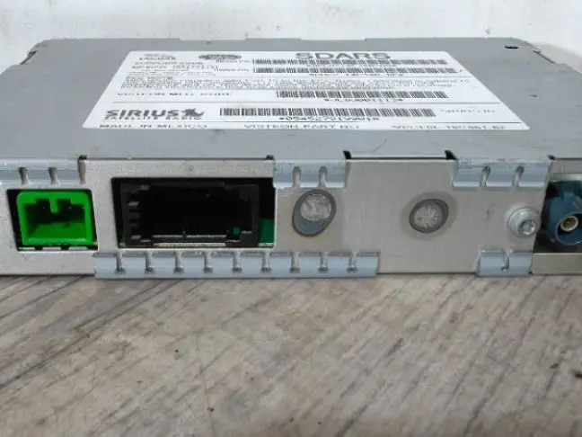 Блок управления радиоприемником Range Rover 4 L405