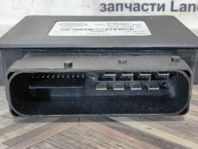 Блок управления ручником Range Rover 4 L405