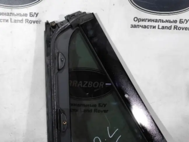 Форточка задняя левая Range Rover 4 L405 5.0SC