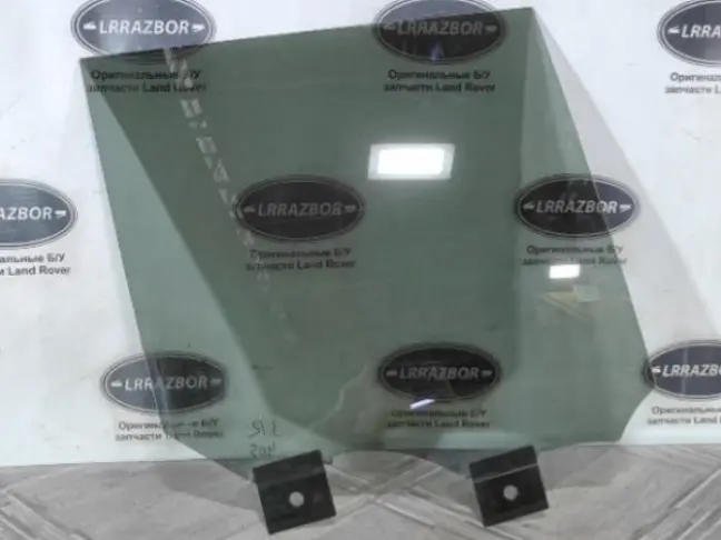 Стекло заднее правое Range Rover 4 L405 5.0SC