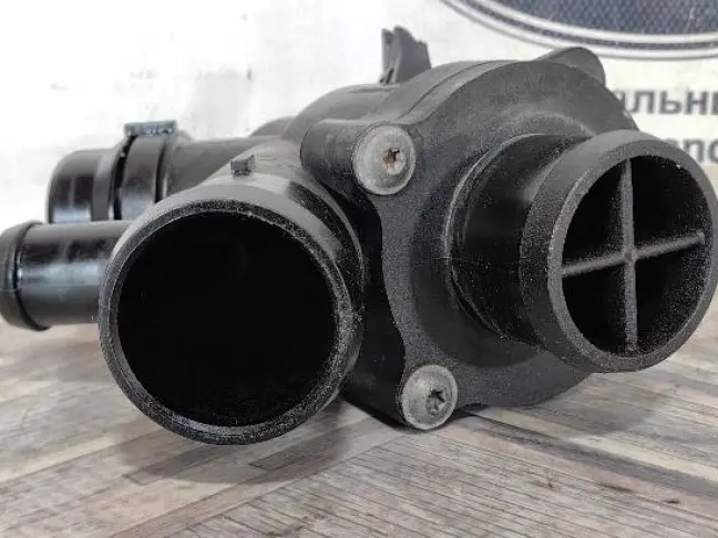 Термостат Range Rover 4 L405 5.0SC