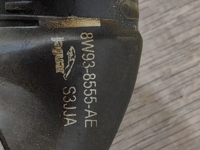 Патрубок охлаждения Range Rover 4 L405 5.0SC