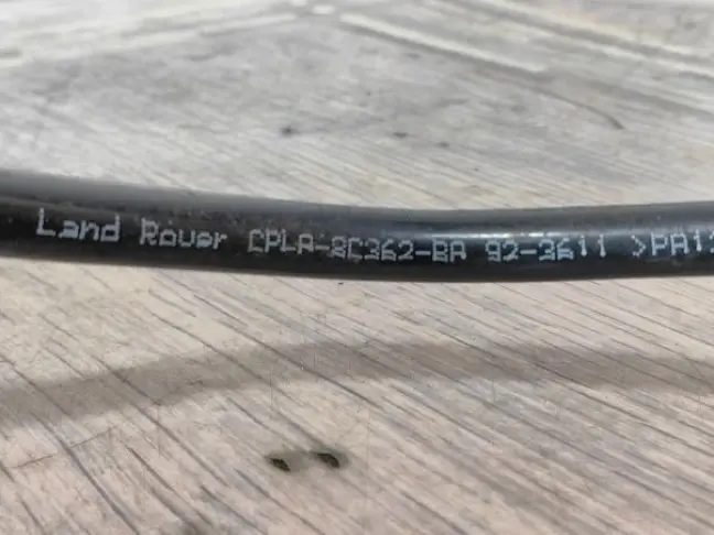 Патрубок охлаждения Range Rover 4 L405 5.0SC