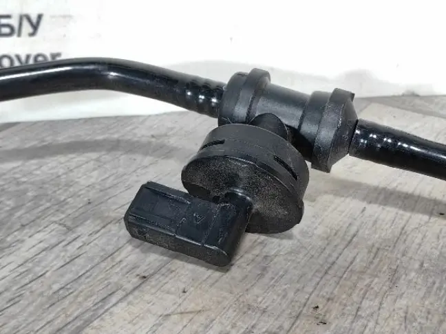 Трубка вакуумная Range Rover 4 L405 5.0