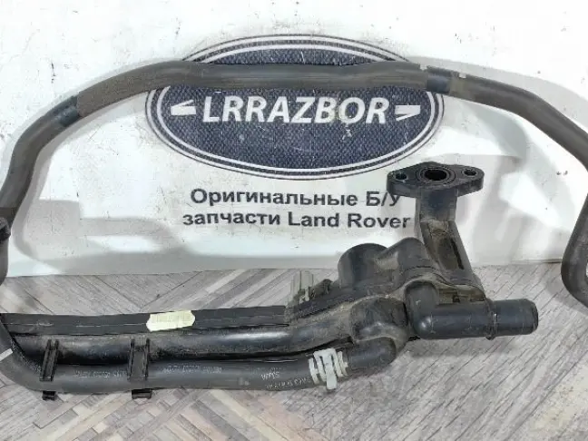 Тройник системы охлаждения Range Rover 5.0 510
