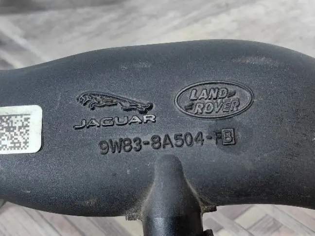 Патрубок Range Rover L405 L494 2012-2017 5.0