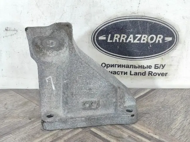 Кронштейн двигателя левый Range Sport 2 L494 3.0SC