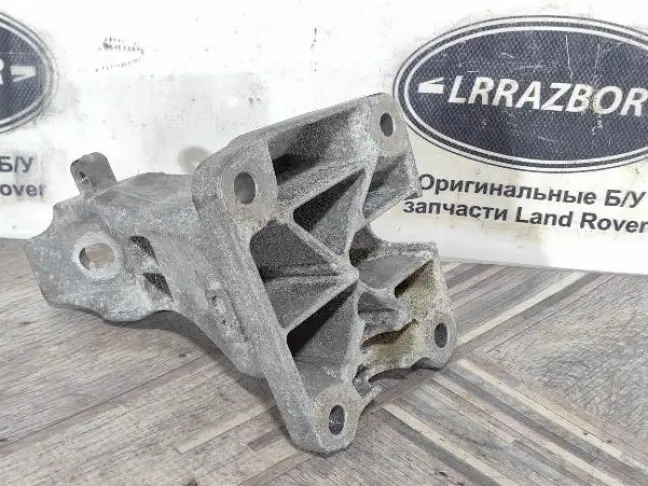 Кронштейн двигателя правый Range Rover L494 3.0SC