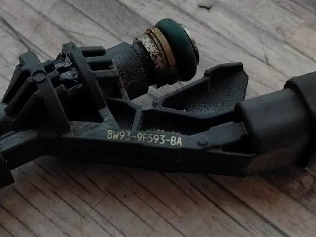 Форсунка топливная Range Rover 4 L405 5.0