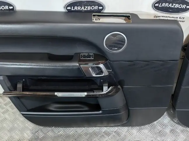 Обшивки карты дверей Range Rover 4 L405
