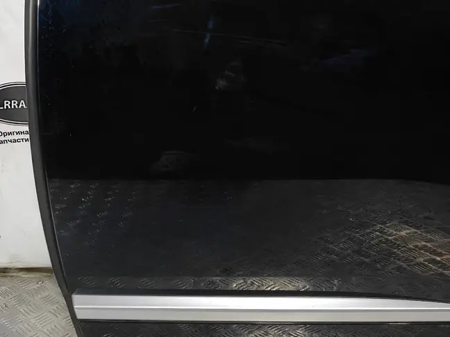 Дверь левая задняя Range Rover 4 L405