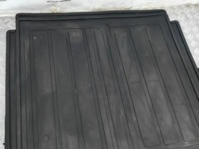 Коврик в багажник резина Range Rover 4 L405