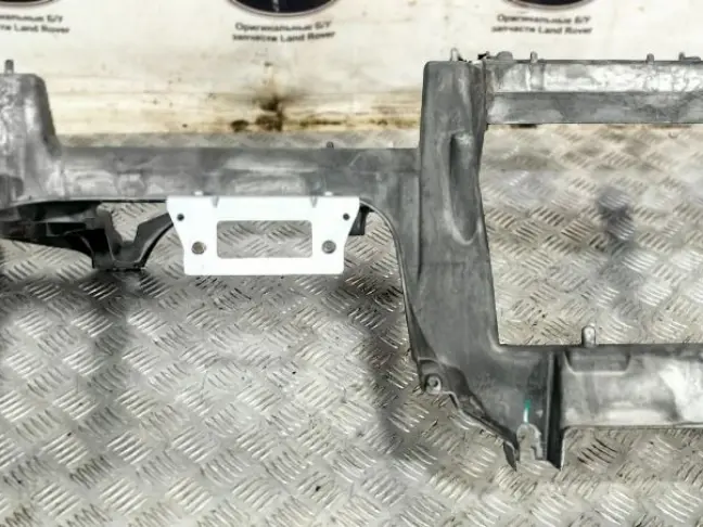 Каркас торпедо Range Rover 4 L405